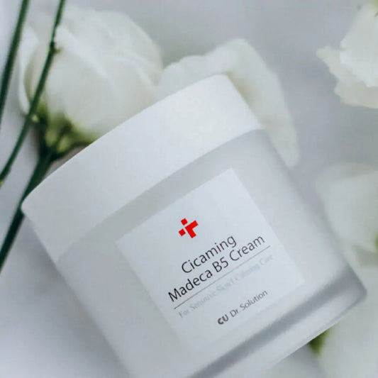 CUSKIN RAMINAMASIS KREMAS SU PANTENOLIU MAŽINANTIS JAUTRUMĄ "CICAMING MADECA B5 CREAM", 70 ML