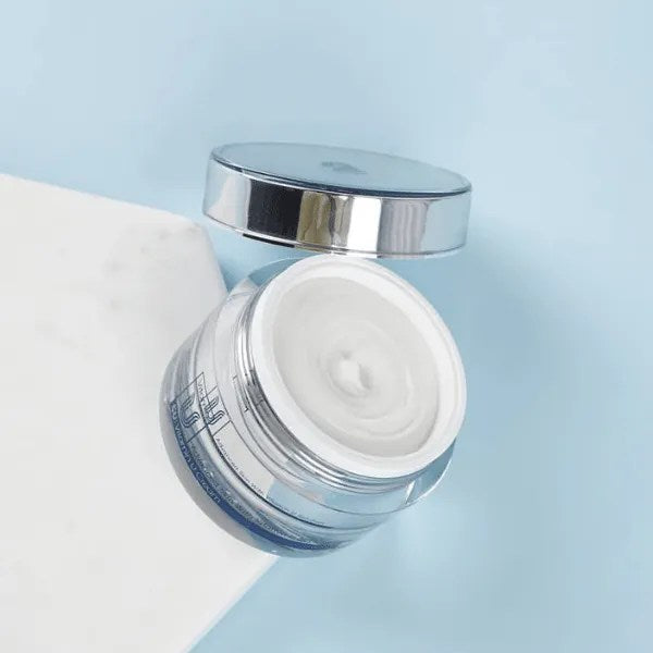 "CUSKIN" ŠVIESINANTIS IR RAUKŠLES MAŽINANTIS VEIDO KREMAS SU VITAMINU U "VITAMIN U CREAM", 50 ML