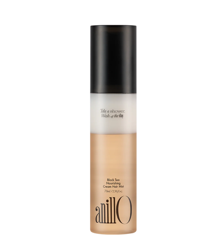 ANILLO Black Tea Nourishing Cream Hair Mist maitina ir glotnina sausus, pažeistus plaukus. Su keramidu, augaliniais baltymais ir simondsijų aliejumi. Karale.lt