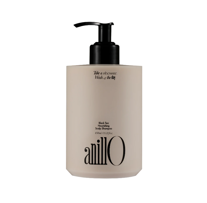 ANILLO Black Tea Nourishing Scalp Shampoo švelniai valo jautrią galvos odą ir drėkina. Su arbatos ekstraktu, hialurono rūgštimi ir pantenoliu. Karale.lt