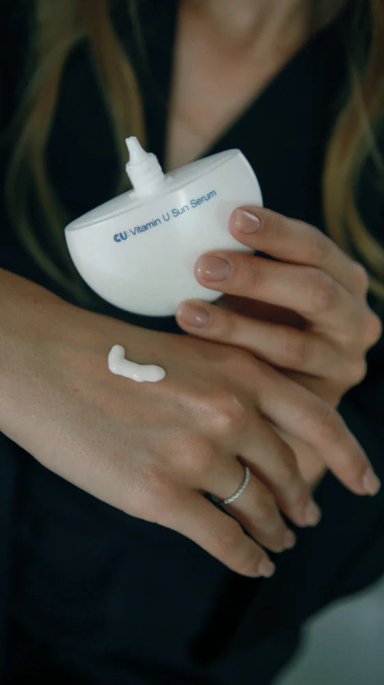 CUSKIN Vitamin U Sun Serum SPF 50+ PA++++. Lengva formulė su vitaminu U, peptidais, niacinamidu. Ocean Friendly. 50g Karale.lt
