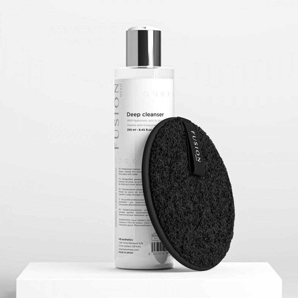 Fusion Mesotherapy Deep Cleanser – kreminis prausimosi pienelis su hialurono rūgštimi. Valo giliai, drėkina, tinka jautriai odai. Karale.lt