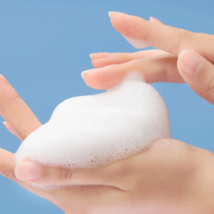 "CUSKIN" DRĖKINAMASIS ALIEJINIS VISAPUSIŠKAS VEIDO PRAUSIKLIS SU VITAMINU U " VITAMIN U OIL TO FOAM CLEANSER", 250ml